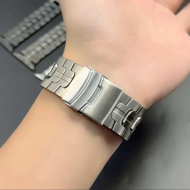 Titanium Apple Watch Band – Luxury Strap for Apple Watch Ultra 2, Series 9–3, SE (49mm–38mm) Men’s Bracelet Style - Image 4