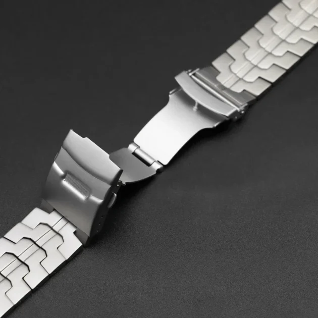Titanium Apple Watch Band – Luxury Strap for Apple Watch Ultra 2, Series 9–3, SE (49mm–38mm) Men’s Bracelet Style - Image 3