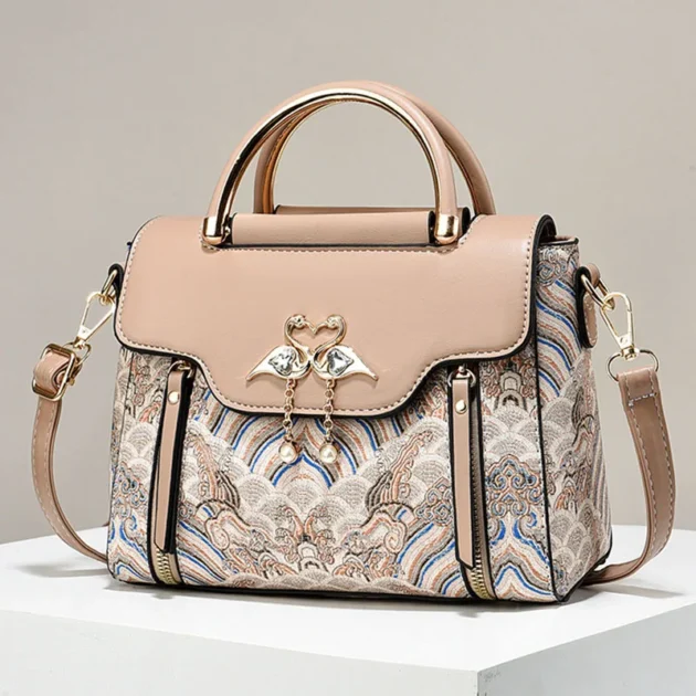 Designer Leather Shoulder Bag for Women – Elegant Luxury Tote - Image 6