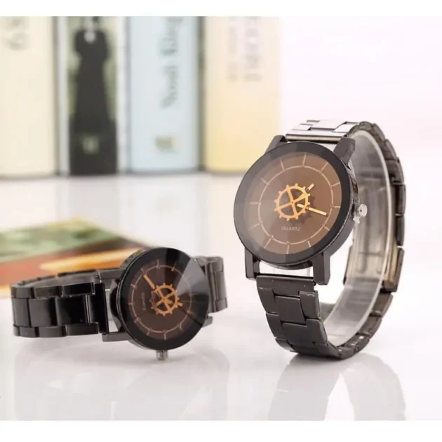 Geometric Couple Watch – Rhombus Steel Band Quartz Timepiece for Men and Women - Image 3